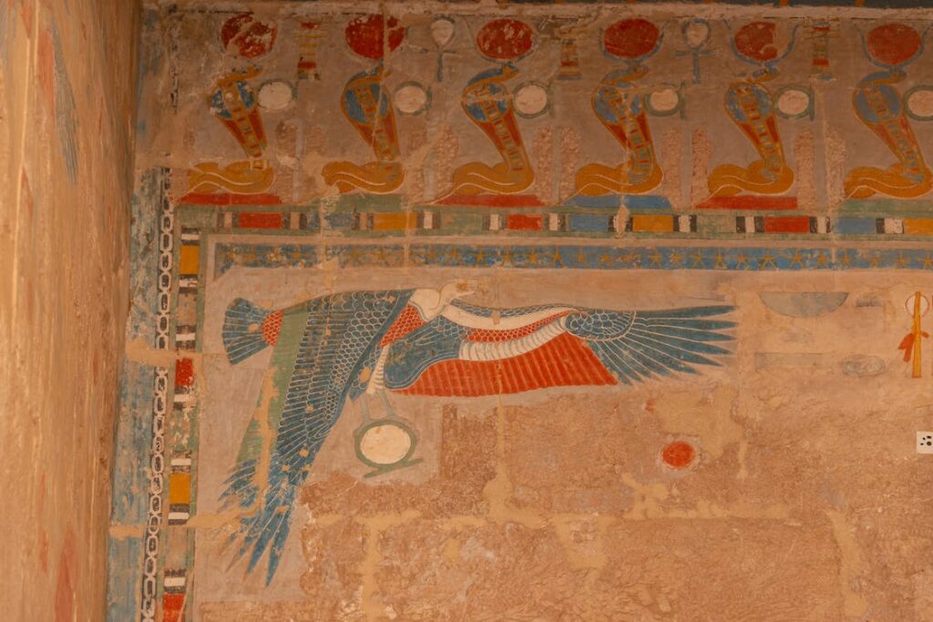 Peintures et sculptures murales d'animaux